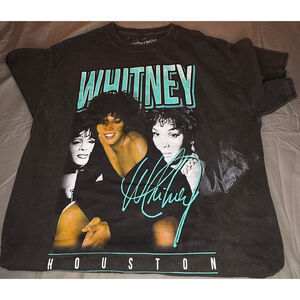 Whitney Houston Graphic Tee – Vintage Style, Size M